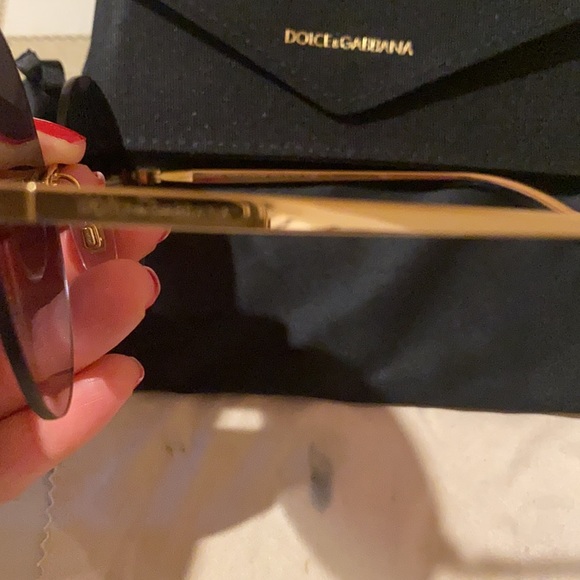 Dolce & Gabbana sunglasses - Picture 4 of 10